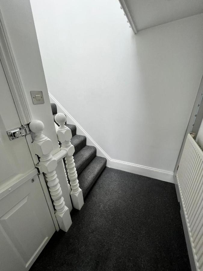Lovely 2 Bedroom Flat With Roof Terrace In London Nw6 Экстерьер фото