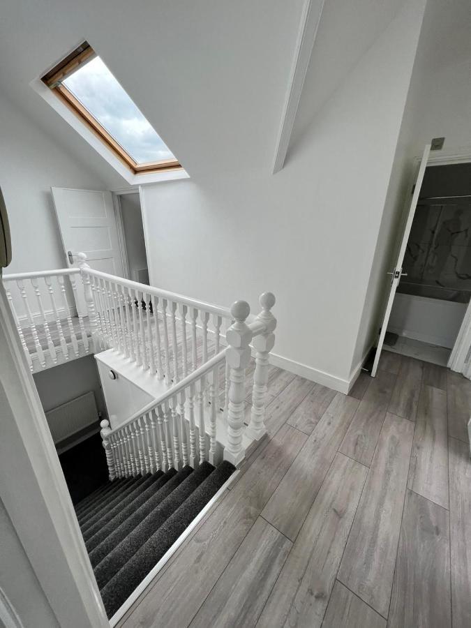 Lovely 2 Bedroom Flat With Roof Terrace In London Nw6 Экстерьер фото
